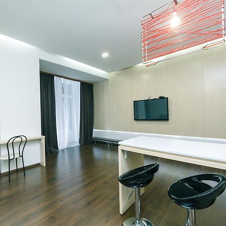 Kreschatik 21 With Terrace 2Br キエフ エクステリア 写真