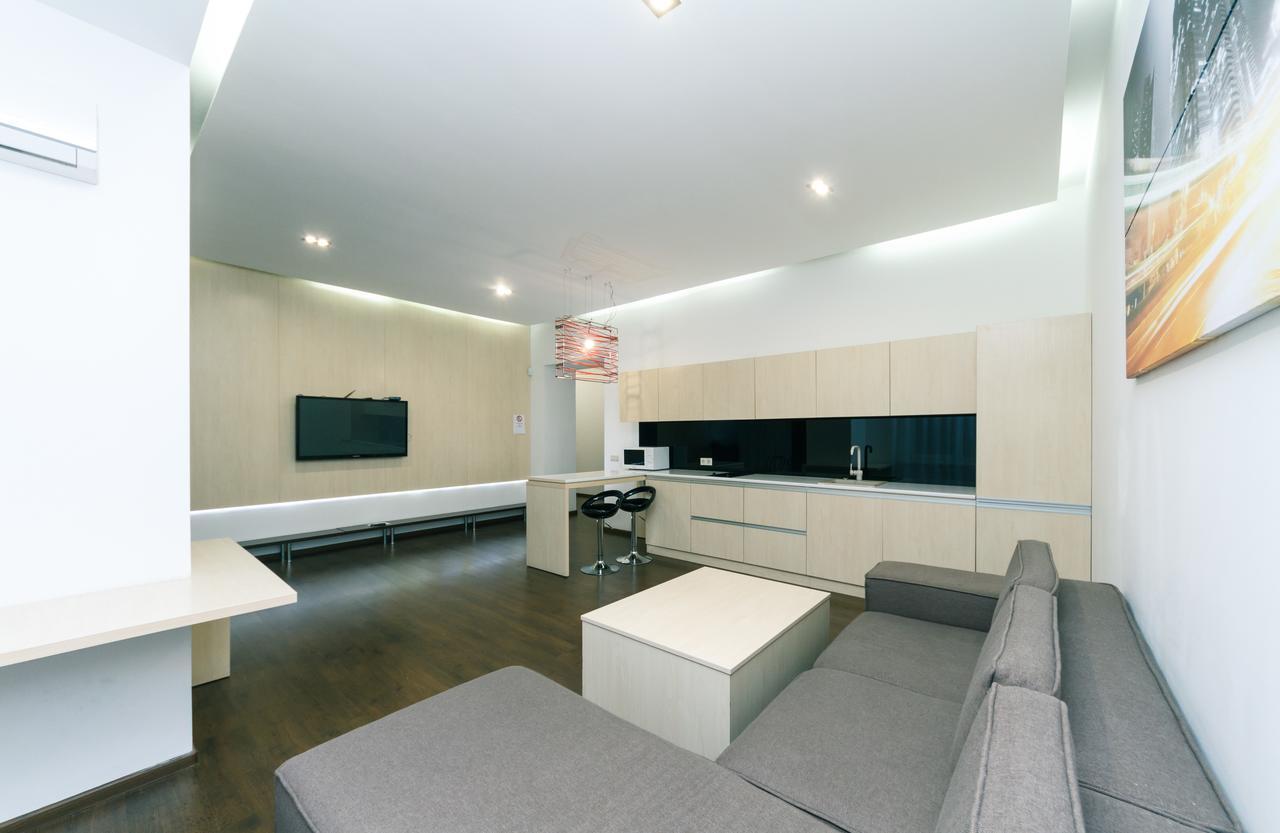 Kreschatik 21 With Terrace 2Br キエフ エクステリア 写真